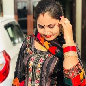 Meet your Posher, Parminder